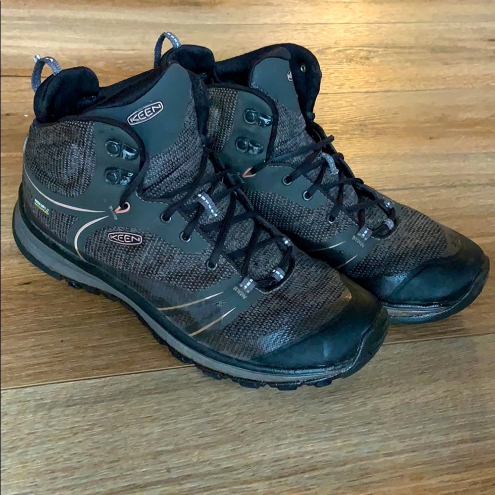 Keen Waterproof Women’s Terradora II Hiking Boot